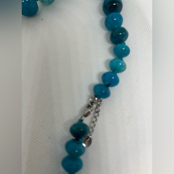 20” Blue beaded necklace - Picture 3 of 6
